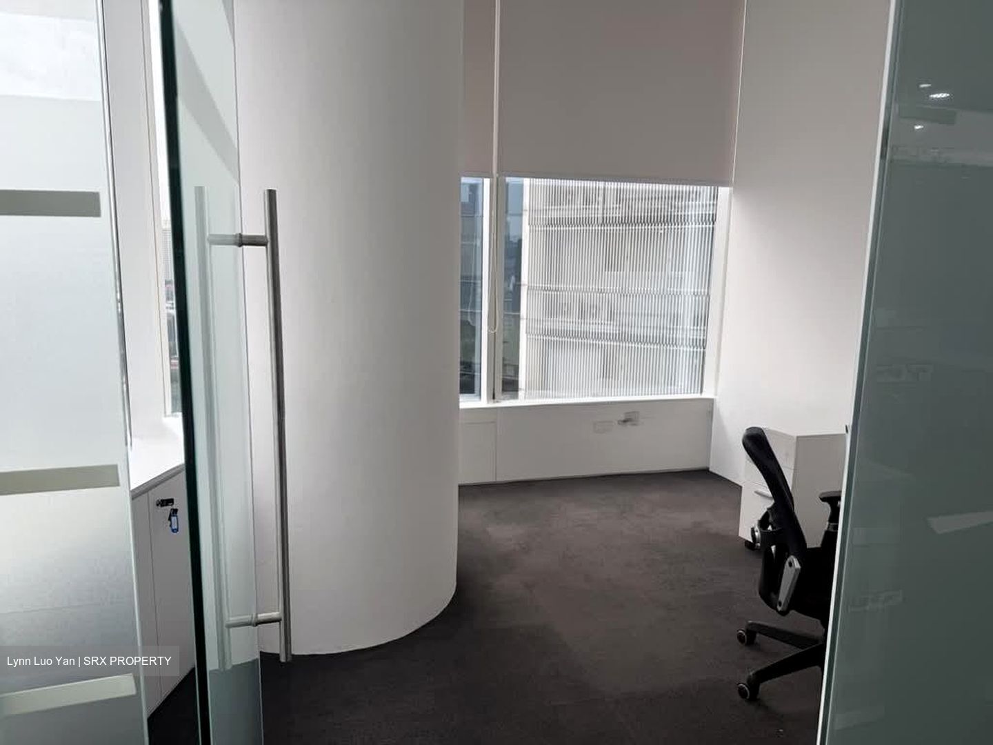 The Central (D1), Office #585377851